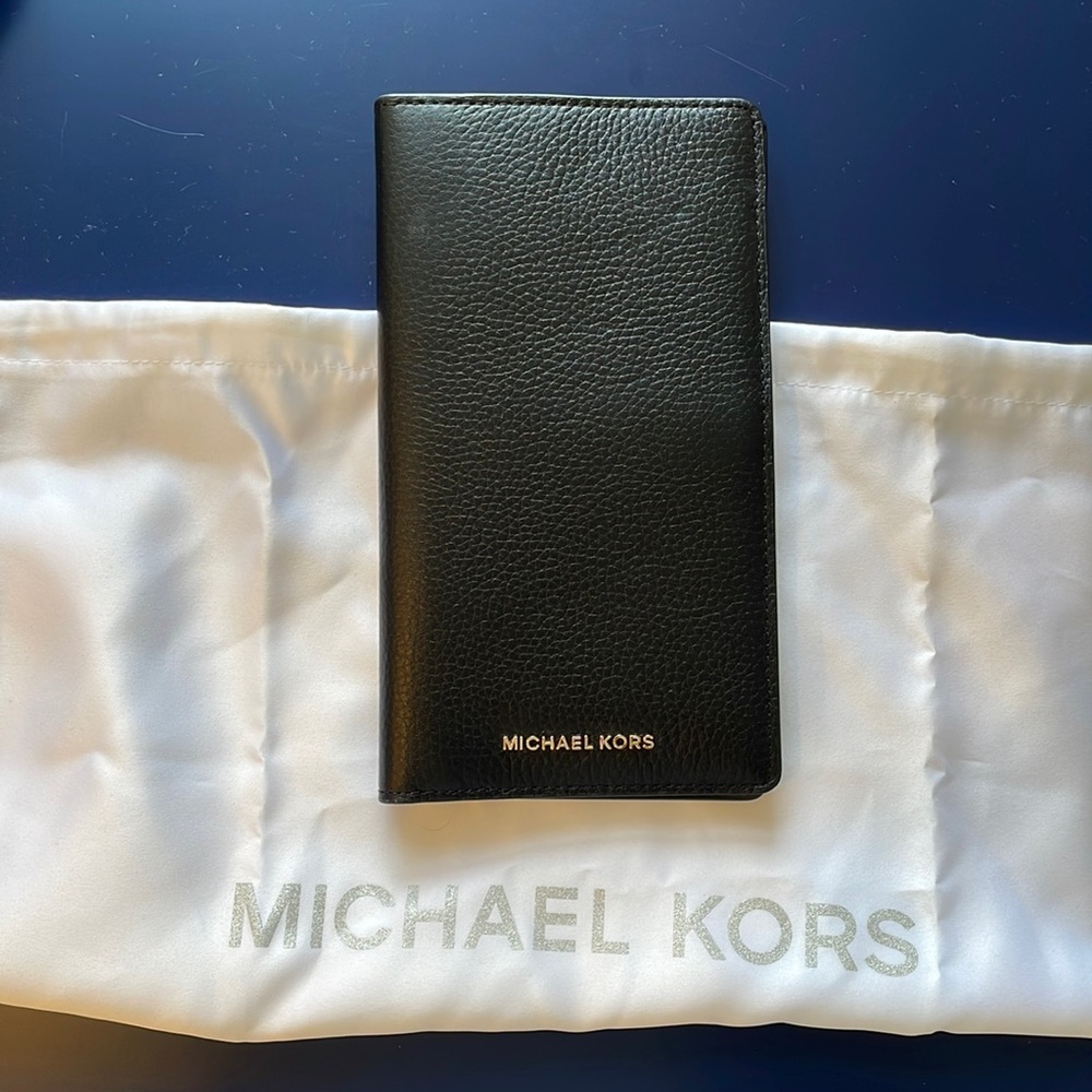 Michael Kors LG Travel Wallet Black Leather NWT